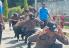 Provos Bid Propam Polda Papua Jalani Tradisi Pembaretan.Guna Membentuk mental dan disiplin  Bintara Remaja