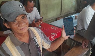 Maksimalkan Pelayanan, Polisi Sosialisasikan Aplikasi Polri Super-App Polri Pada Warga Kota Jayapura