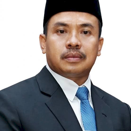 Carles Ronsen Ketua DPRD Lebong