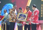 Pj Bupati Mappi Terima Penghargaan APBD Award 2023
