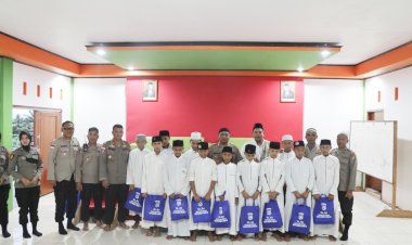 Kapolda Papua, Melalui Kapolres Boven Digoel Berikan Bingkisan ke Pondok Pesantren Hidayatullah