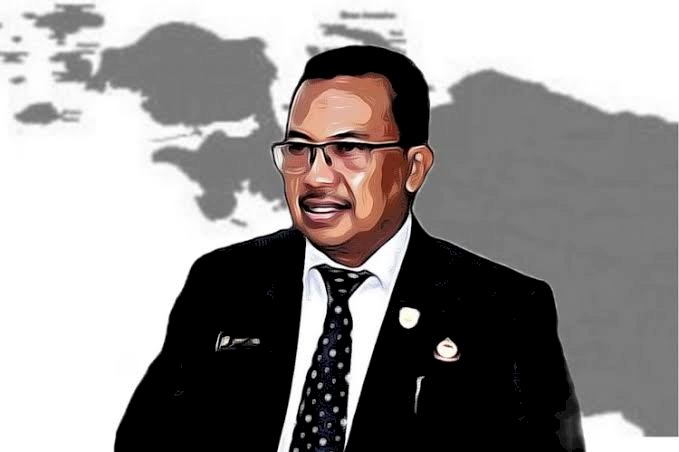 Ketua DPRD Benny Latumahina