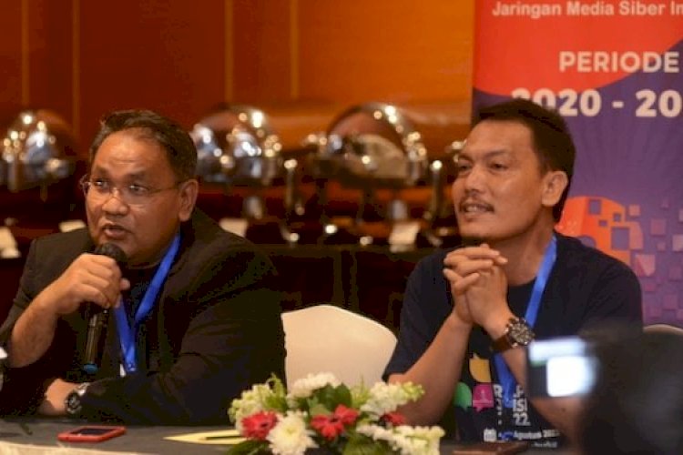 Ketua Umum JMSI Teguh Santosa bersama pendiri dan Pemimpin Umum RMOL Bengkulu, Rahiman Dani/ist