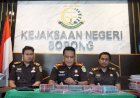 Empat Tersangka Korupsi ATK di Serahkan Ke Kejaksaan Sorong