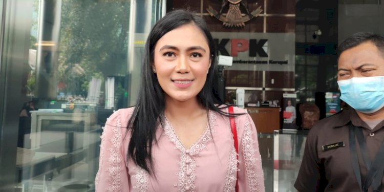 Brigita Purnawati Manohara usai diperiksa KPK sebagai saksi pencuian Ricky Ham Pagawak, Senin (5/6)/RMOL