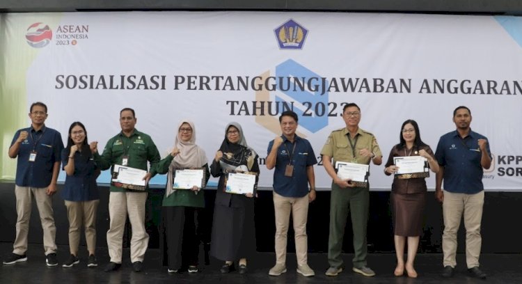 satuan kerja penerima penghargaan dari KPPN Sorong  dengan kinerja pelaporan keuangan terbaik tahun 2022 yaitu BPS Kabupaten Sorong Selatan, BPS Kabupaten Raja Ampat, BPS Kabupaten Sorong, BKSDA Papua Barat dan Pengadilan Negeri Sorong. 