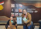 Penulis Buku Terbanyak,  Duta Besar Negara Sahabat, Teguh Santosa Raih MURI