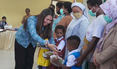 Inovasi Ny. Stefanie Gomar, Mengawali Gerakan Makan Ikan untuk Lawan Stunting