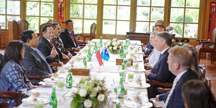 Pertemuan Menteri Pertahanan RI, Prabowo Subianto, dengan Wakil Perdana Menteri sekaligus Menteri Pertahanan Australia, Richard Marles, di Jakarta, Jumat (23/2)/Istimewa