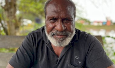 Tokoh Papua Selatan Drs. Johanes Gluba Gebze: Garis Keturunan Laki-Laki Penentu Keaslian Orang Asli Papua