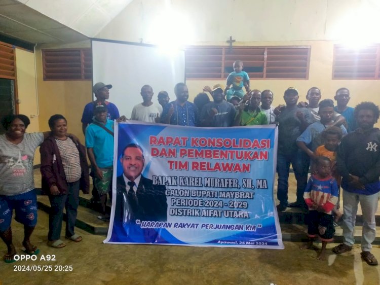 Rapat koordinasi dan pembentukan Tim Relawan Karel Murafer Calon Bupati 2024-2029/ist
