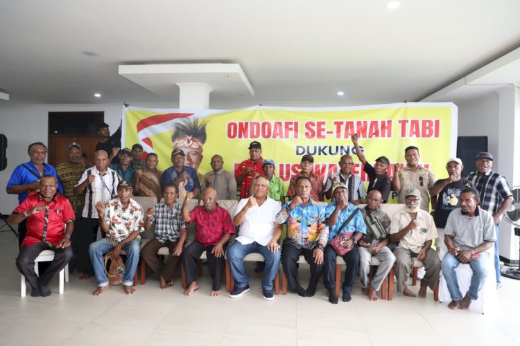 Puluhan Ondofolo Se Tanah Tabi  Beri Dukungan Paulus Waterpauw Jadi Gubernur Papua/ist