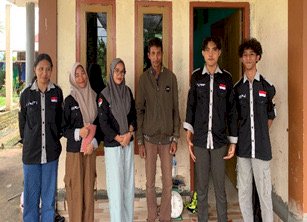 Astrid Erisa Meilasari, Apriana Latipah, Aditya Hizkia Hutubessy, Maria Yasni Elna Firna, Muhammad Al Ghifari, Fransiska Sandra Deta Manobi, Annur Rahmat Riyandi, Siprianus Yimsi (Mahasiswa Program Studi Agrobisnis Fakultas Pertanian Universitas Musamus).