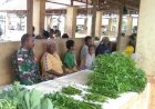 Babinsa 1711-13/GTR Boven Digoel Laksanakan Komsos dengan Warga Binaannya