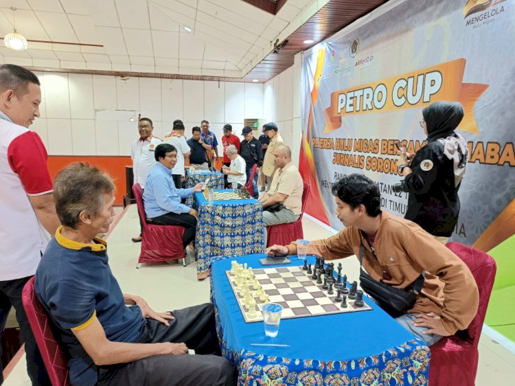 SKK Migas - KKKS Papua Maluku mengelaf Petro Cup yang merupakan rangkaian kegiatan yang akan dilaksanakan dari bulan Agustus sampai dengan September 2024, dengan berbagai perlombaan diantaranya perlombaan catur, bulu tangkis, tenis meja dan futsal antar Pekerja Hulu Migas yang terdiri dari SKK Migas – KKKS bersama Sahabat Jurnalis . 