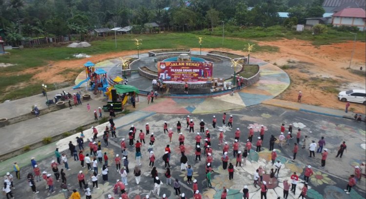 Suasana senam di taman Mappi Bangkit yang diselnngarakan oleh KPU Kabupaten Mappi