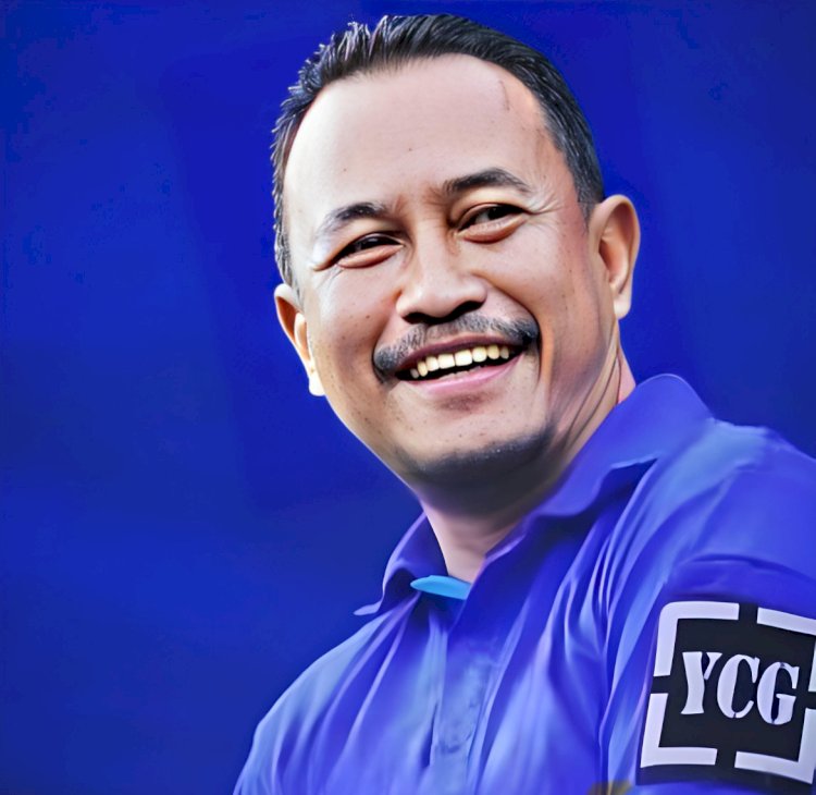 Yulians Charles Gomar.,S.H
