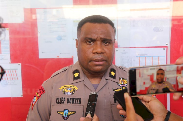 Kabag Ops Polresta Jayapura Kota Kompol Clief Gerald P. Duwith/ist