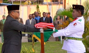 Kronologi Pengukuhan Paskibra dan Pawai Obor di Mappi yang Dipimpin Dr. Michael R. Gomar
