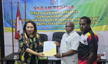 KPU Papua Selatan Serahkan Berkas Bacawagub Nomor Urut 1 Pada MRPS