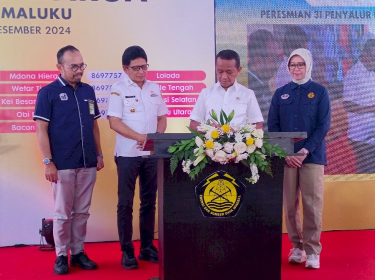 Integrated Terminal Wayame, Kecamatan Teluk Ambon, Kota Ambon, Rabu, 18 Desember 2024 ditandai dengan pemotongan pita oleh Menteri ESDM Bahlil Lahadalia, Kepala BPH Migas Erika Retnowati, Komite BPH Migas Basuki Trikora Putra, Plt Dirjen Migas Dadan Kusdiana, Direktur Utama PT Pertamina Patra Niaga Riva Siahaan, VP Gov. Assignt. PT Pertamina (Persero) Ryrien Marisa dan Penjabat Gubernur Maluku Sadali Le. (Istimewa)
