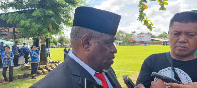 Ketua MRP Papua Selatan,  Damianus Katayu