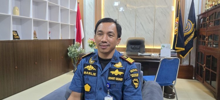 Kepala KSOP Merauke, Capt. Julivan Charlie L. Salindeho, M. Mar