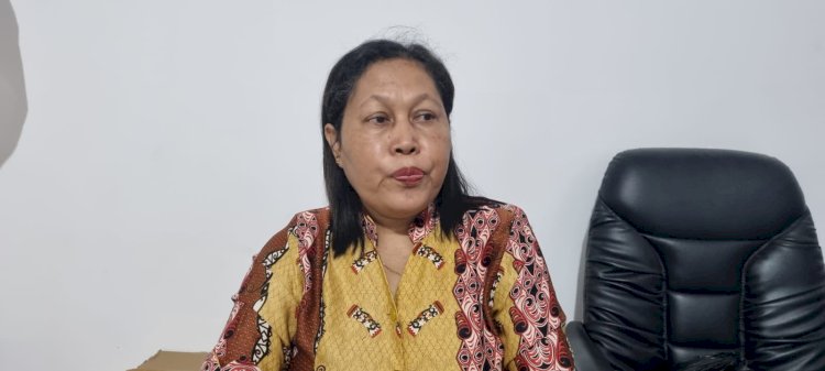 Kepala Sekolah SMA N 3 Merauke, Benedicta Sri Lestari Klanit