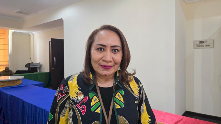  Ketua Komisi Pemilihan Umum (KPU) Provinsi Papua Selatan, Theresia Mahuze