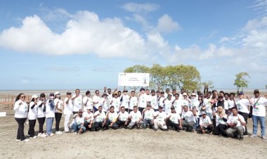 Gerakan Tanam 2.000 Mangrove di Pantai Payum Merauke oleh PT BIA dan FKIP Universitas Musamus