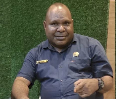 Anggota DPR Provinsi Papua Tengah, Thobias Bagubau menanggapi peryataan Menteri Dalam Negeri (Mendagri) terkait serapan dan penerimaan yang tidak seimbang di Provinsi Papua Tengah. (Istimewa) 