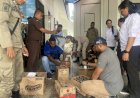 Satpol PP Merauke Sita Ratusan Botol Miras Tak Berizin, Ingatkan Pengusaha Taat Aturan