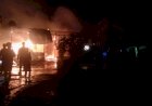 Petugas Damkar Berhasil Padamkan Api Yang Membakar 2 Unit Rumah di SD Yapis Merauke