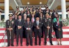 Dandim 1711/Boven Digoel Letkol Andry, Apresiasi Semangat Warga dalam Upacara Penurunan Bendera