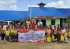 DPC BMP Merauke Bagikan Buku Tulis Bagi Siswa Asli Papua