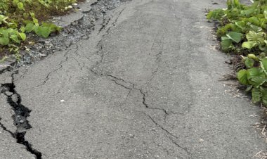 Masyarakat Keluhkan Jalan Klasamen Aimas-Klamono Rusak