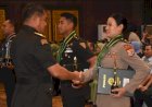 Kompol Dian Novita Pietersz Ukir Sejarah Sebagai Polwan Pertama Raih Penghargaan Berprestasi di Pendidikan Reguler Sesko AD