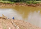 KOMITMEN JAGA LINGKUNGAN BEKELANJUTAN, PT. BCA RUTIN  PANTAU KUALITAS AIR DI AREA PERKEBUNAN SAWIT