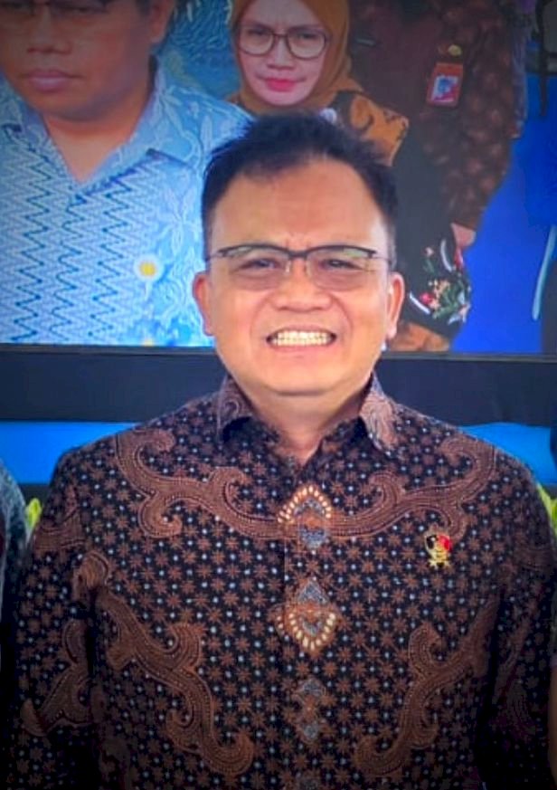 Dr Umar S Fana SIK. /RMOL