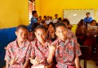 Tenaga pendidik Apresiasi TSE Group: Program Edukasi Sosial Pacu Motivasi Belajar Siswa