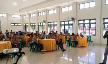 Polres Boven Digoel Gelar Sosialisasi Dampak dan Penanggulangan Narkoba kepada Peserta Perjusami KKRI